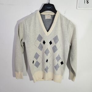 Vintage 80's Women's Ben Hogan V-Neck Knit Sweater! Beautiful Piece!